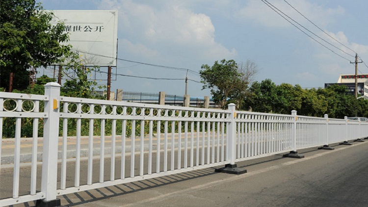 xk8100星空传媒護欄（lán）給（gěi）你科（kē）普破壞道路護欄（lán）所受到的處罰